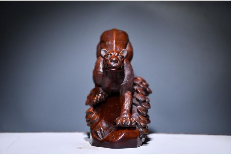 Handcrafted Boxwood Leopard Panther Statue Decor