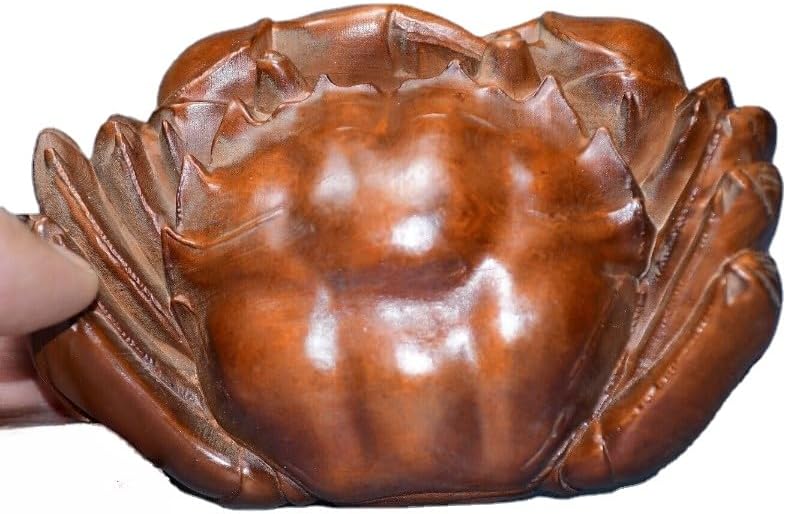 Lovable Mother Crab Statue - Handcrafted Boxwood Decor