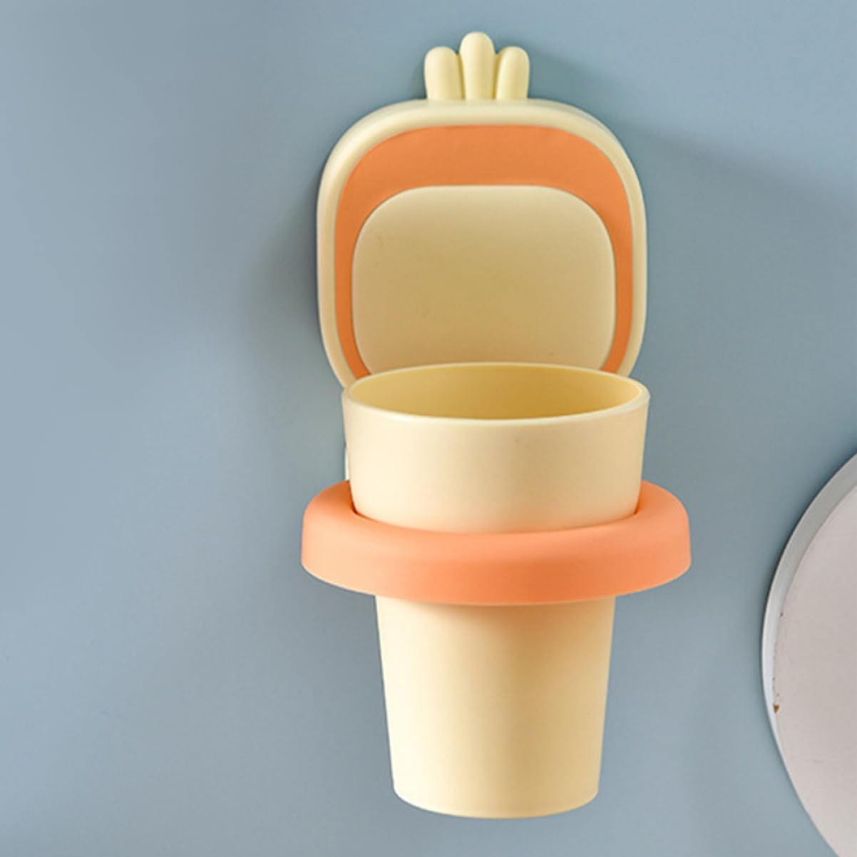 PRETYZOOM Wall-Mounted Toothbrush Holder with Cup 1