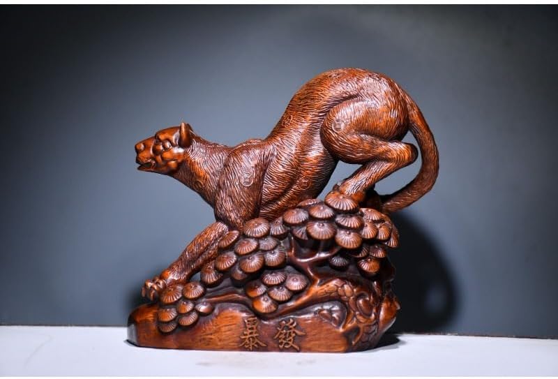 Handcrafted Boxwood Leopard Panther Statue Decor
