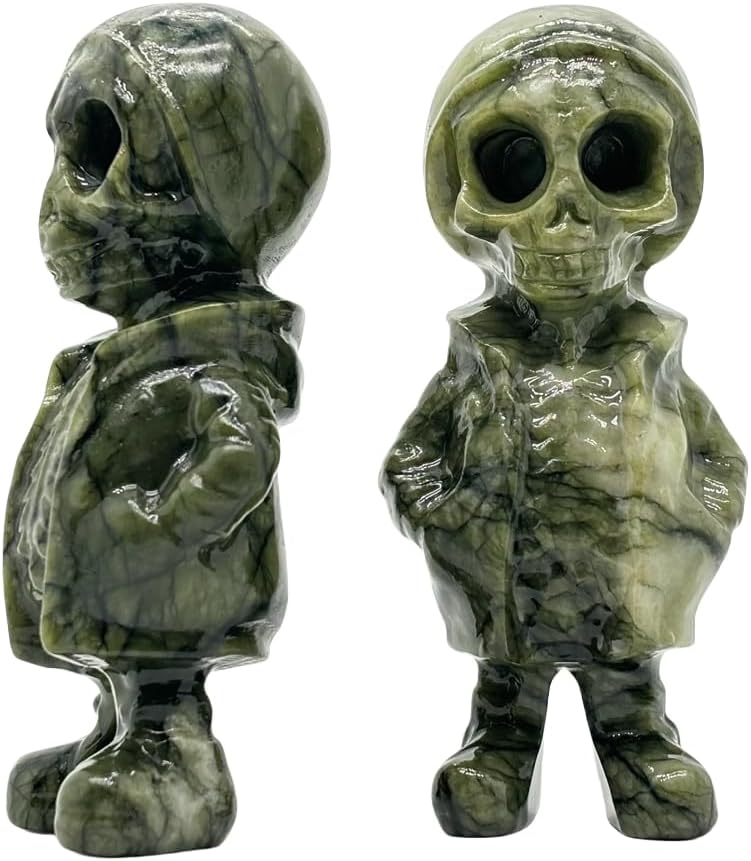 Natural Serpentine Halloween Skull Stone Figurine