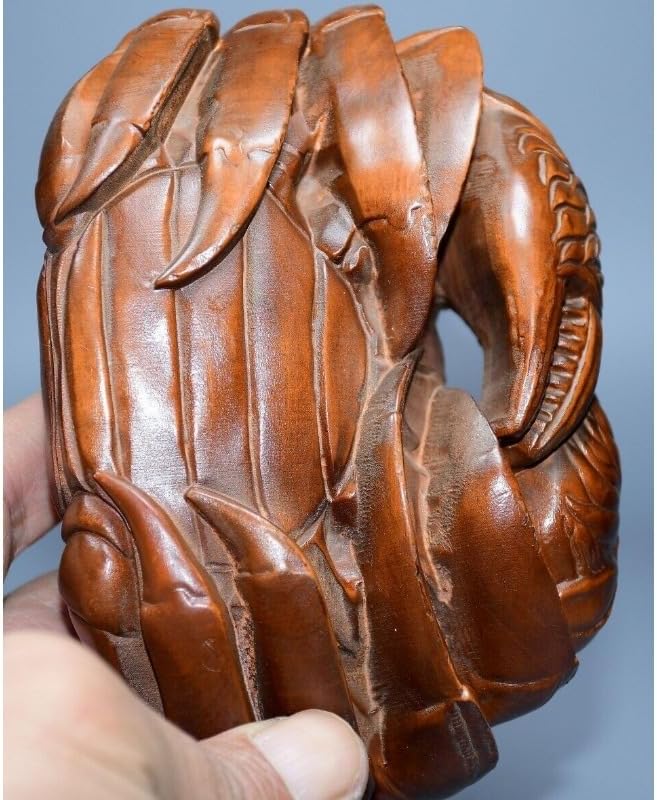 Lovable Mother Crab Statue - Handcrafted Boxwood Decor