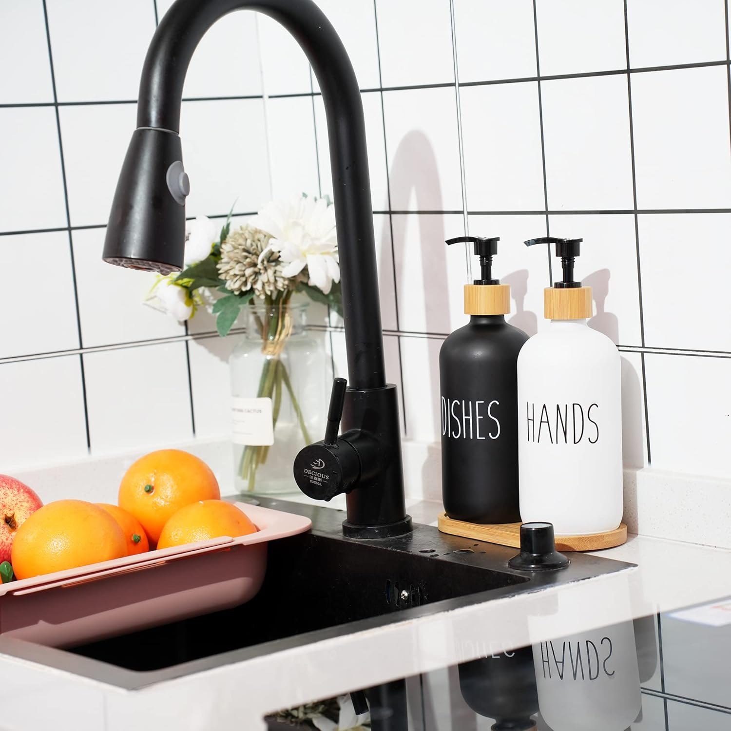 Funly mee 2 Pack Glass Soap Dispenser Set with Wood Tray