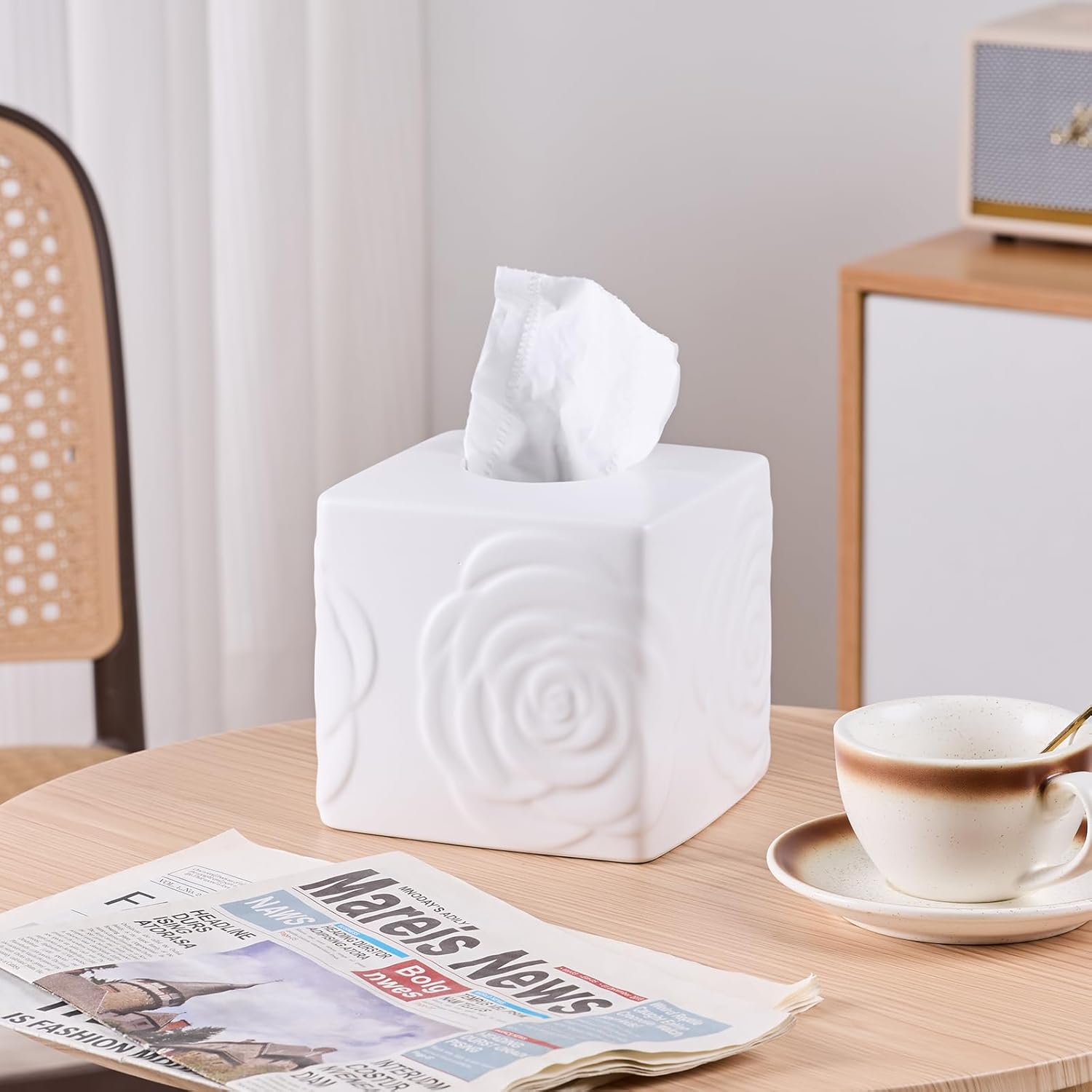 EtooCafe White Ceramic Rose Tissue Box Cover