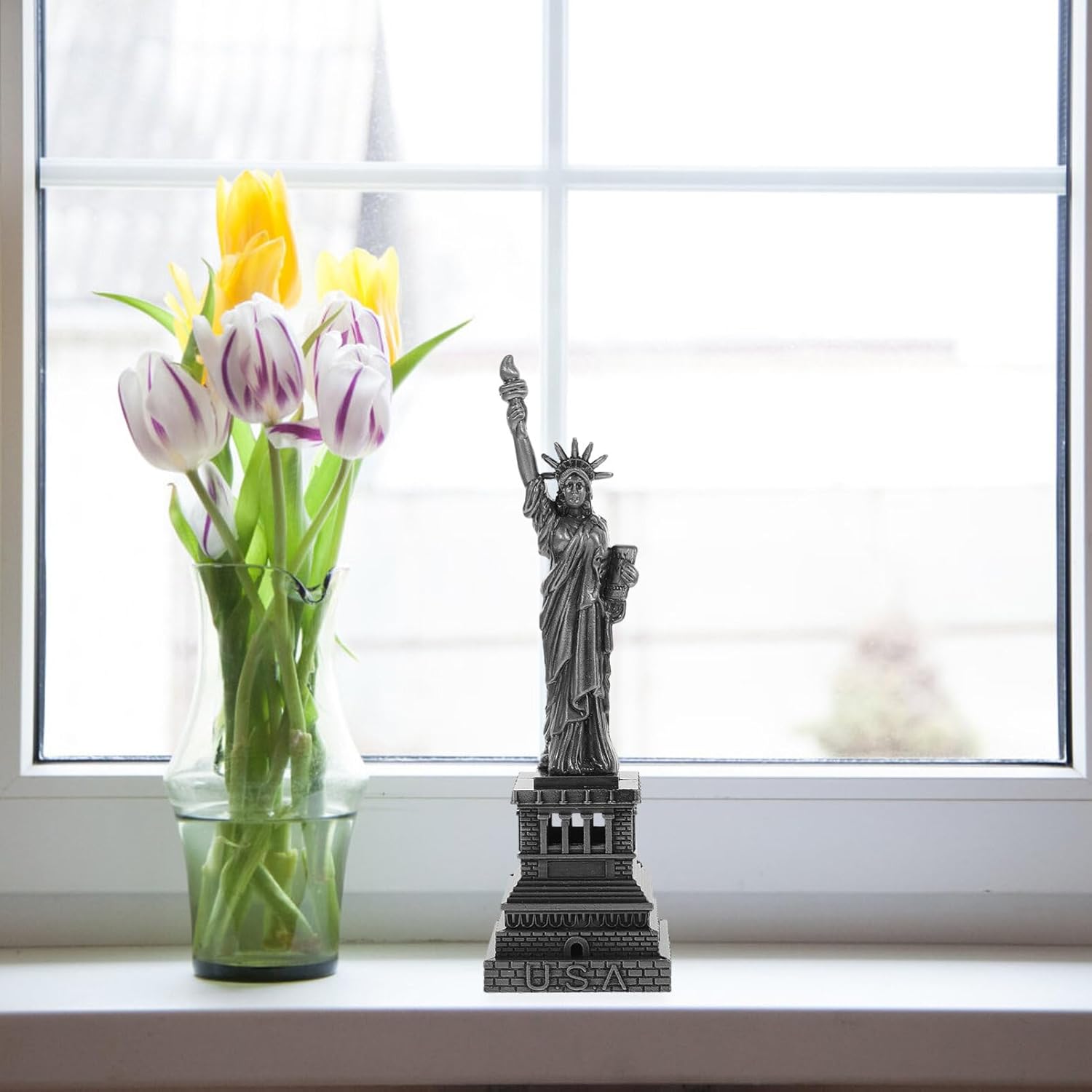 Gray Metal Statue Figurine New York City Landmark Decor