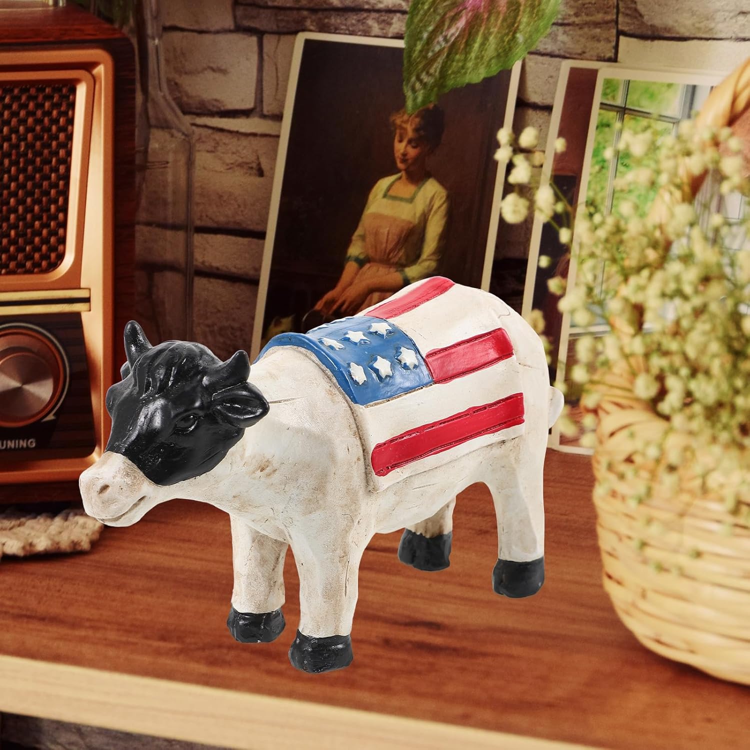 LUOZZY Patriotic Resin Cow Statue Home Decor