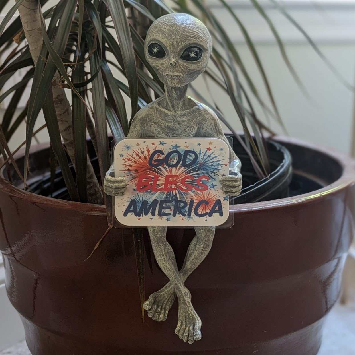 John Bernard Company 10 Alien Invasion Statues Gray