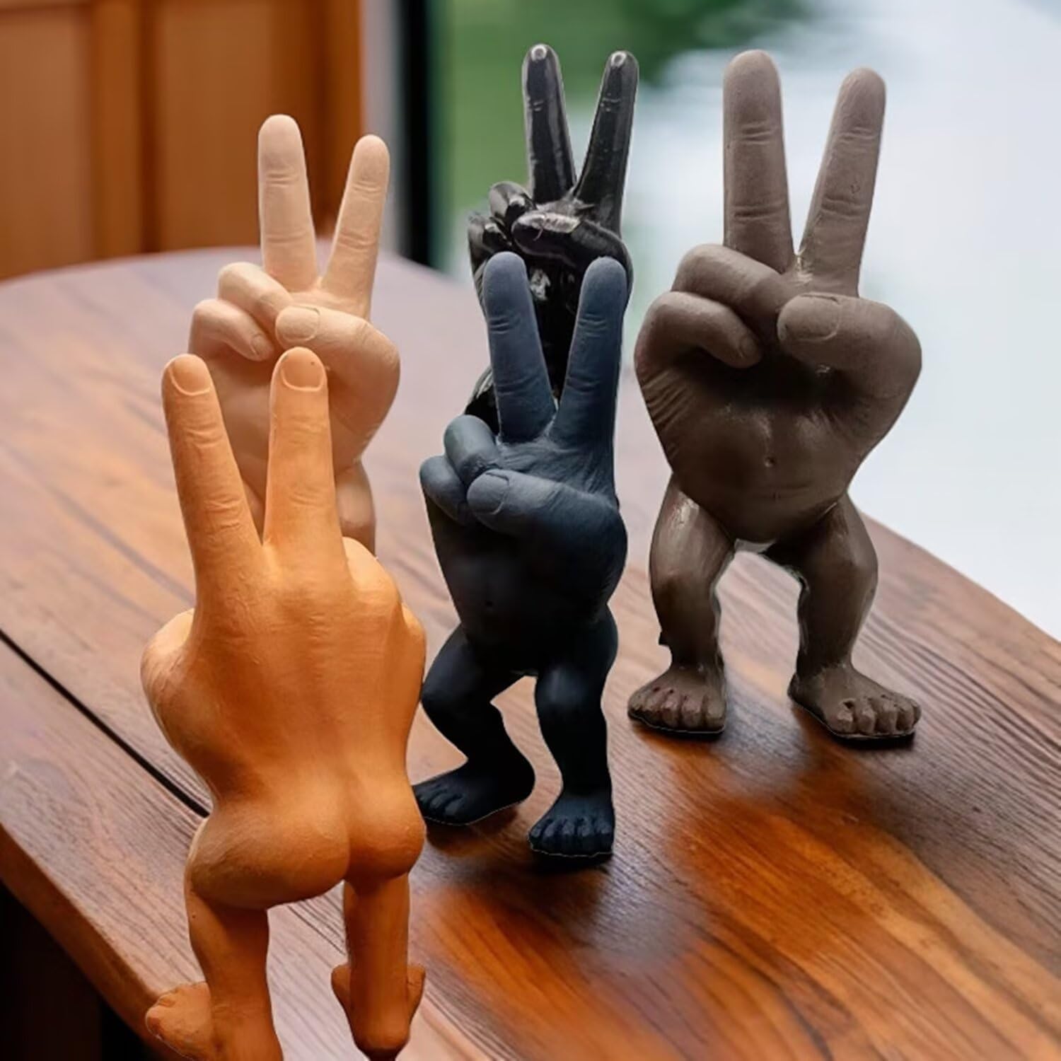 Scissor Hand Figure Statue 3D Resin Home Decor