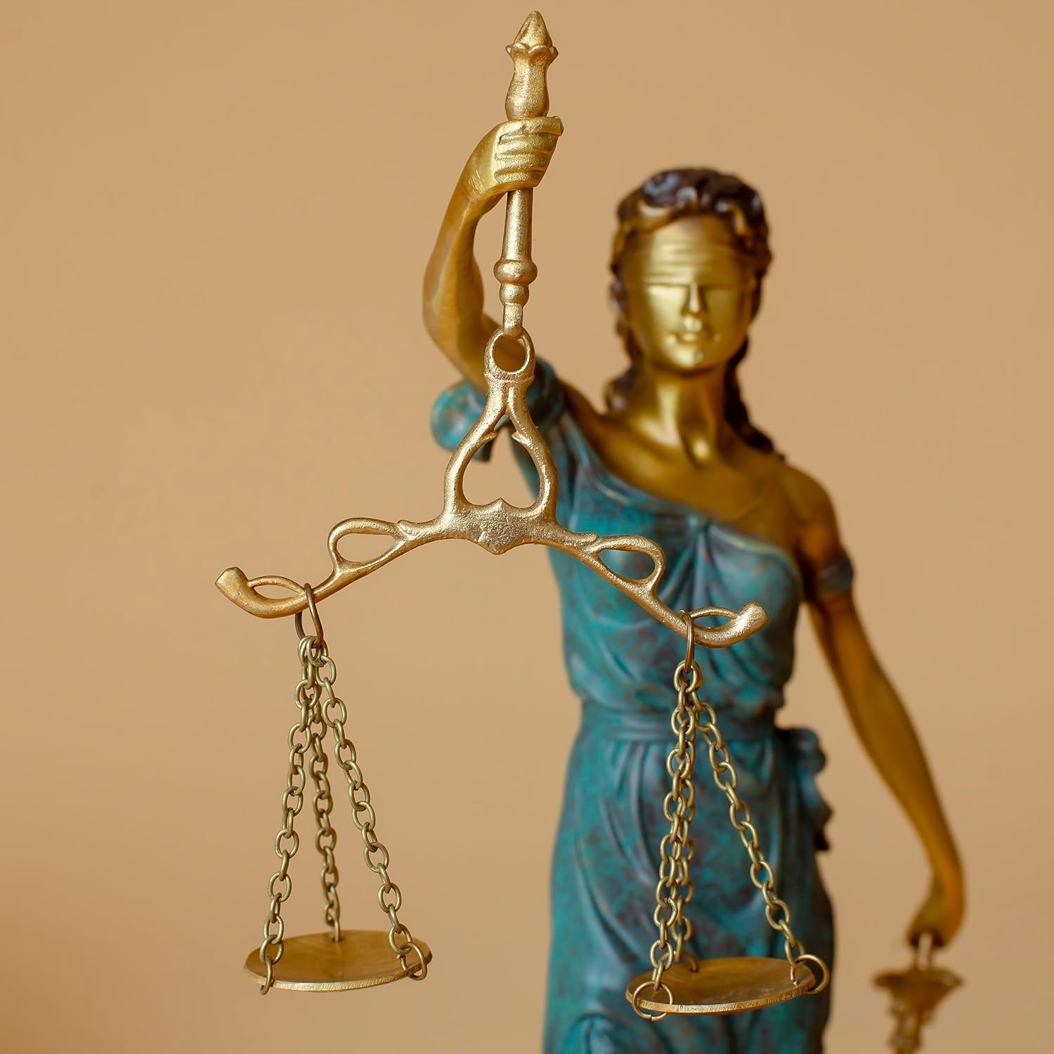 R REALONG Bronze Blind Justice Statue 11 Law Figure Office Desk Sculpture