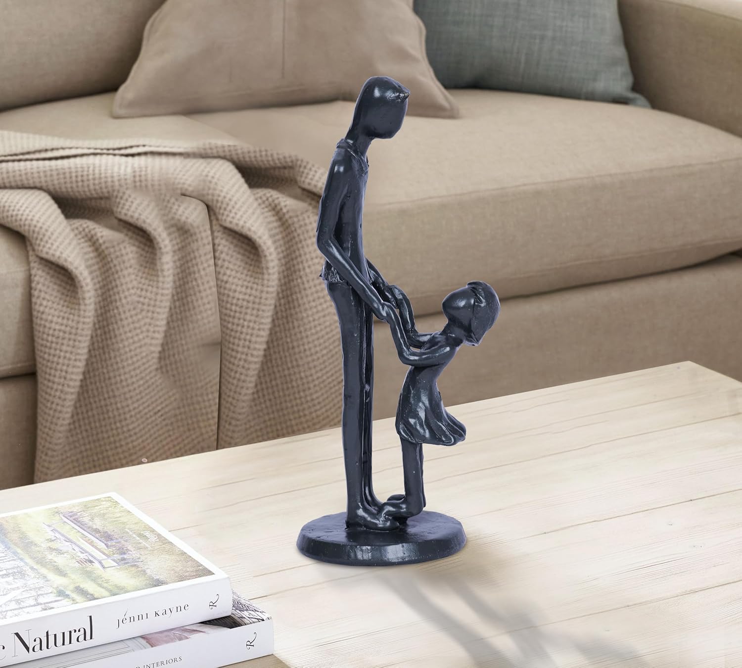 Father Daughter Statue - Heartwarming Love Sculpture