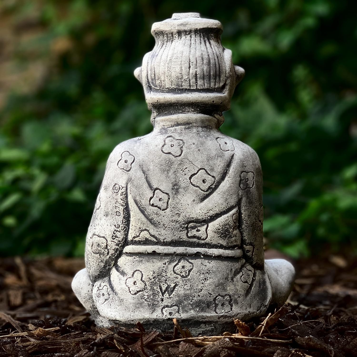 OLOMA Stone Sitting Chinese Man Statue